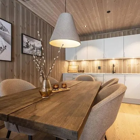 Cozy In & Out Apartment