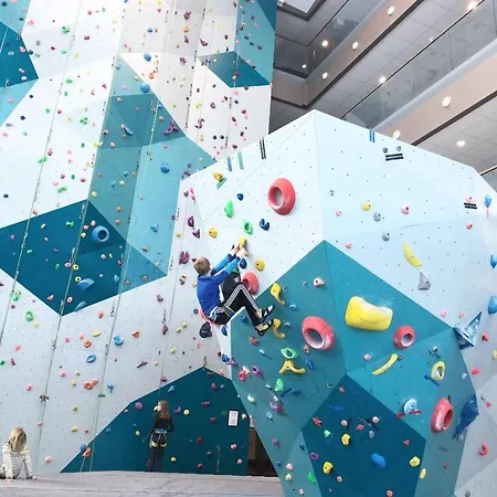 Cozy In & Out Apartment